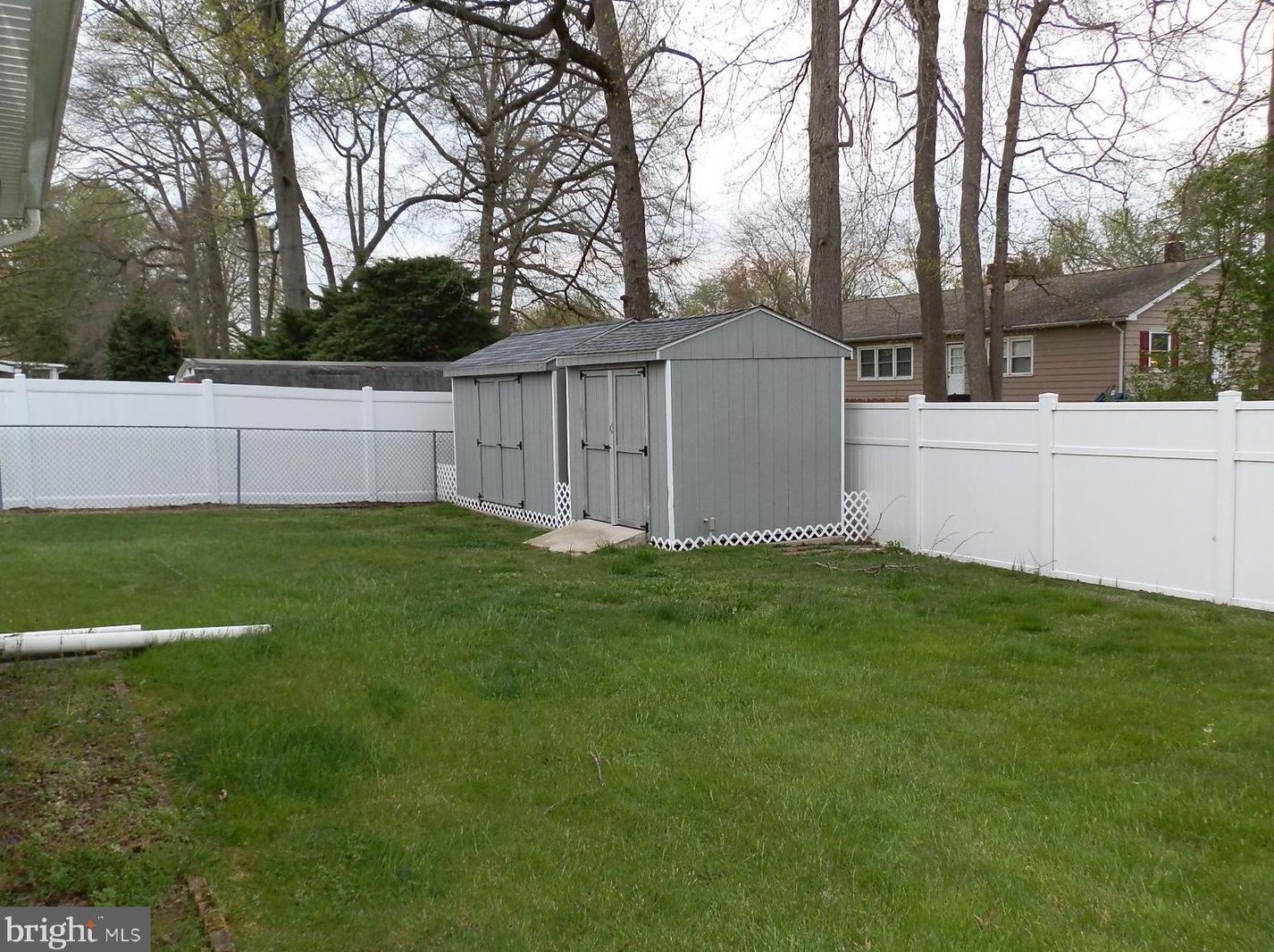 60 Maryland Ave, Pennsville NJ 08070-1528 exterior