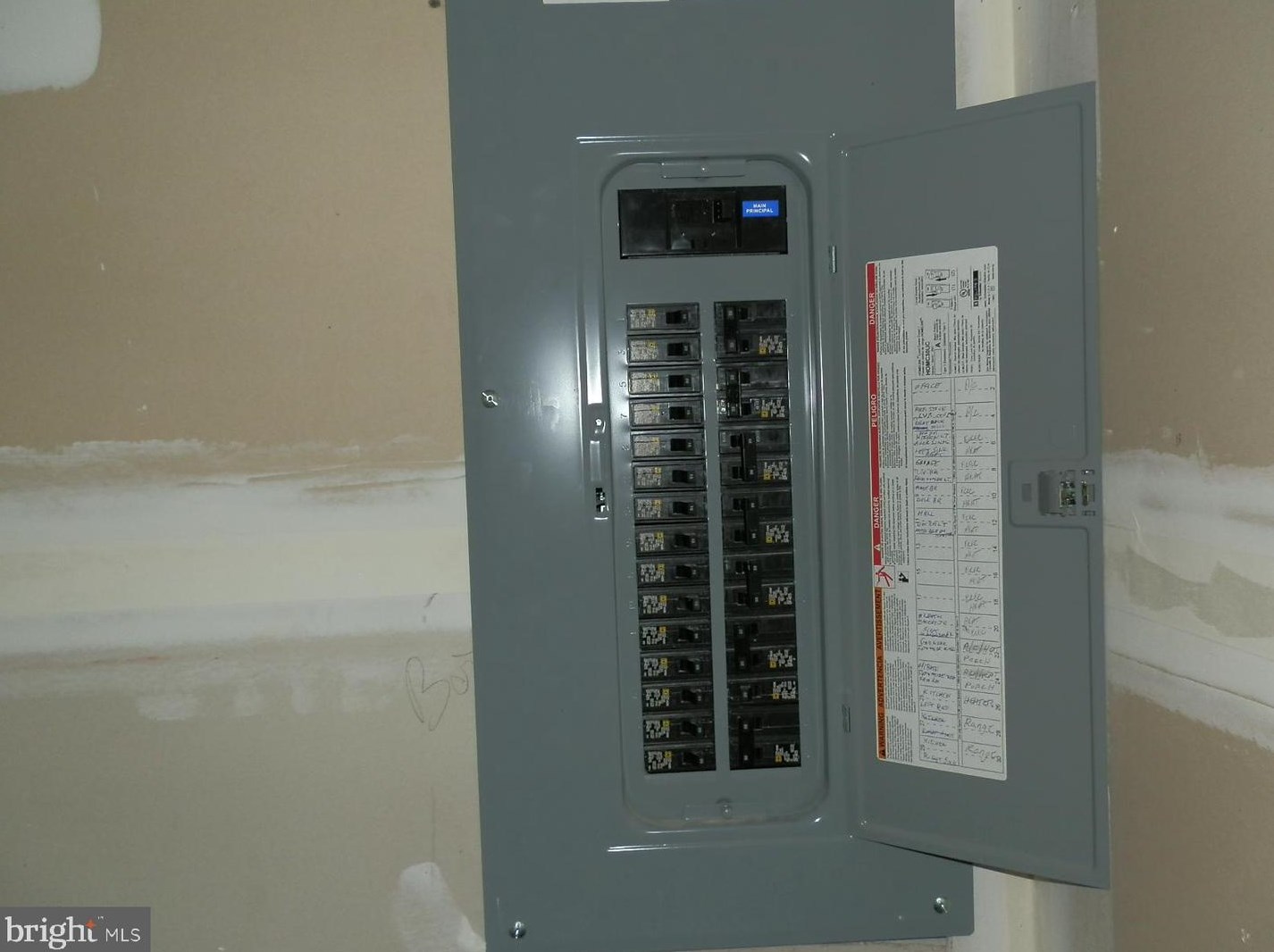 60 Maryland Ave, Pennsville NJ 08070-1528 exterior