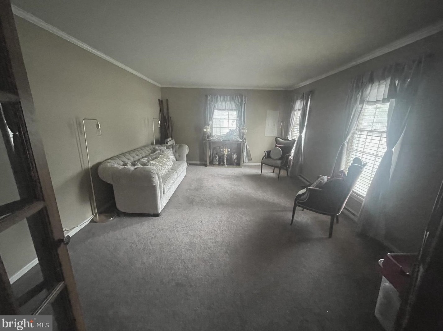 330 Pittsfield St, Pennsville NJ 08070-1924 exterior