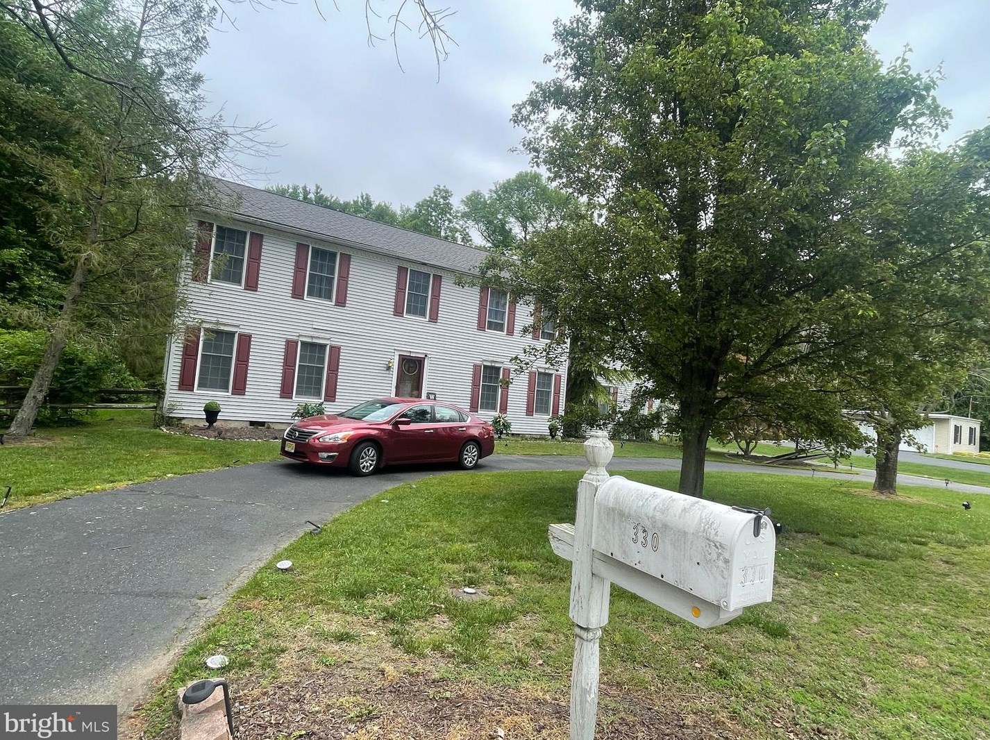 330 Pittsfield St, Pennsville NJ 08070-1924 exterior