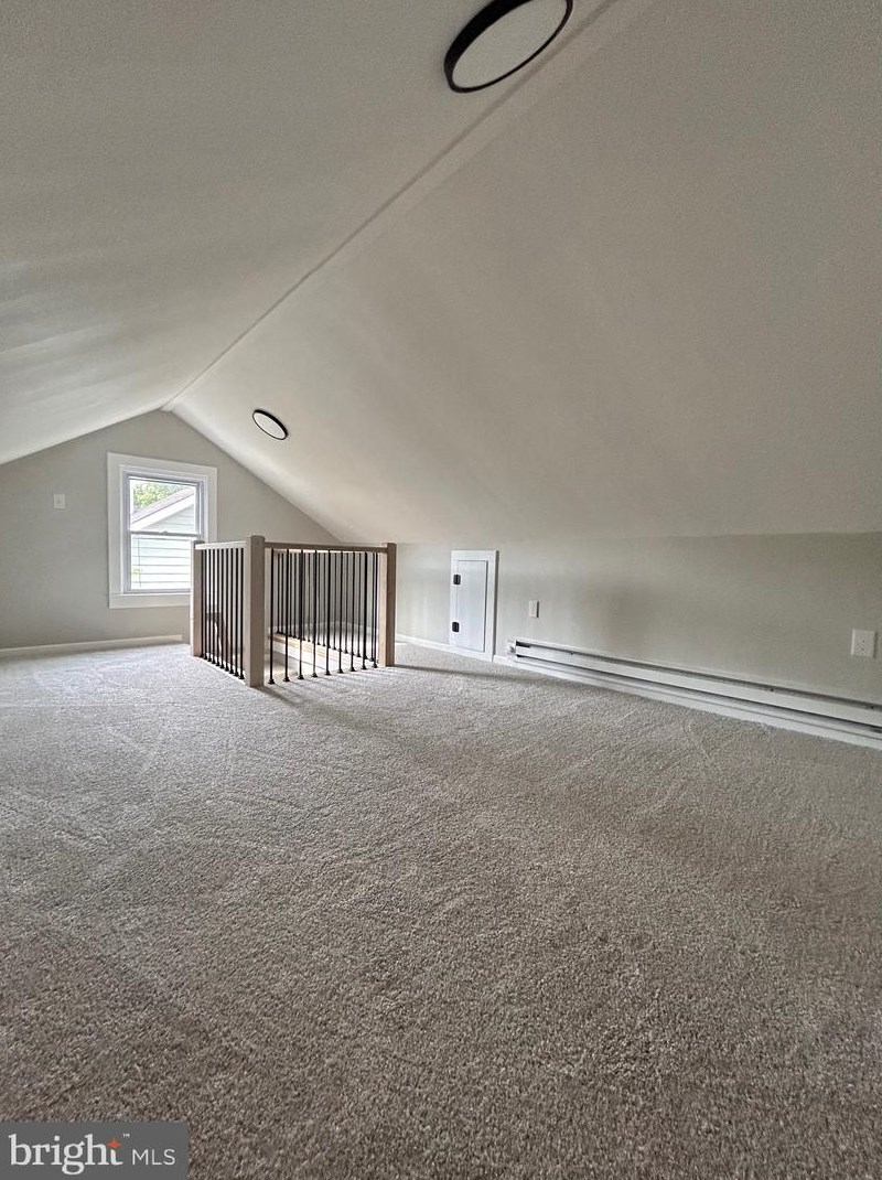 33 Oriental Ave, Pennsville NJ 08070-1634 exterior