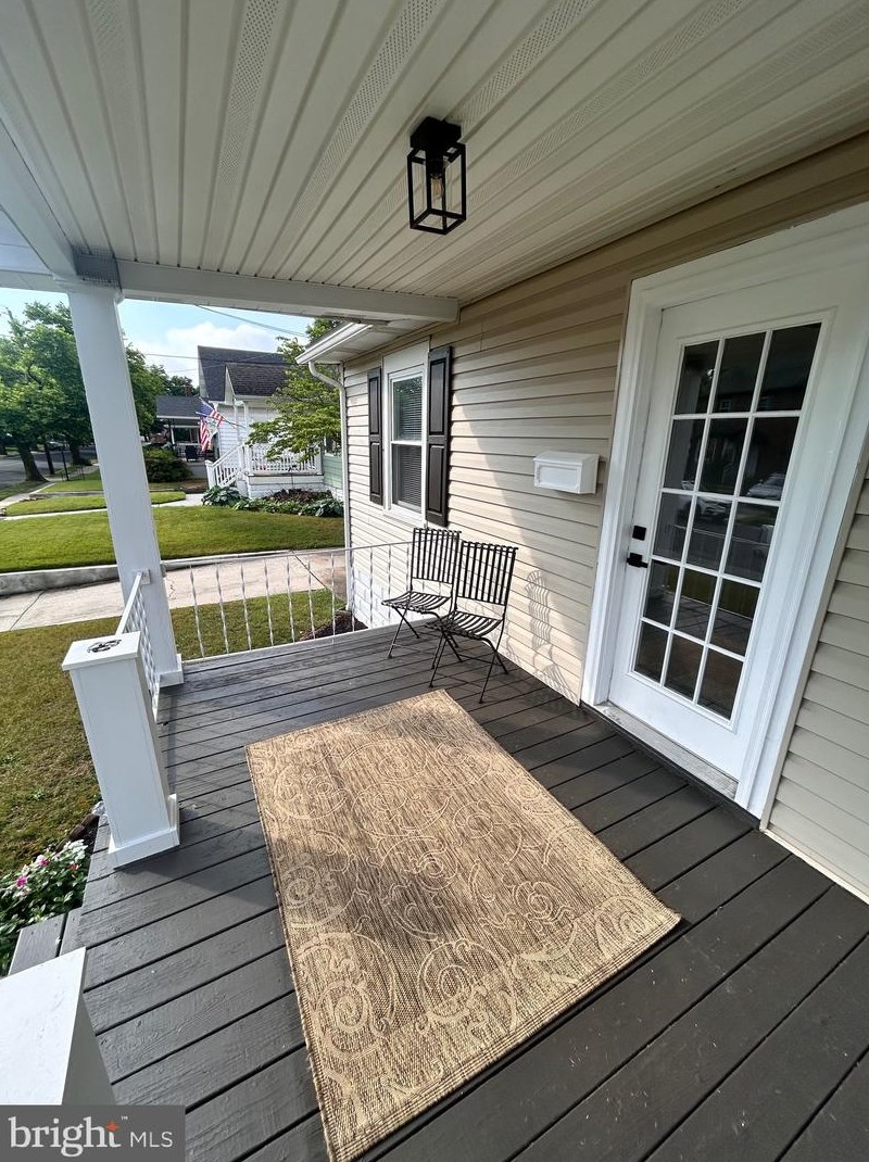 33 Oriental Ave, Pennsville NJ 08070-1634 exterior