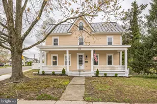 212 S Main St, Woodstown, NJ 08098 - Photo 1