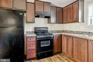 27 Briarwood Ln, Pittsgrove, NJ 08318 - Photo 1