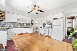 230 State St, Elmer, NJ 08318 - Photo 9