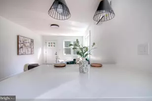 142 N Dolbow Ave, Penns Grove, NJ 08069 - Photo 9