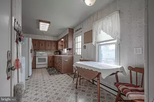 249 Cleveland Ave, Carneys Point, NJ 08069 - Photo 11