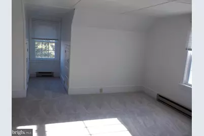 172 B Stewart Road #2ND FLOOR, Pilesgrove, NJ 08098 - Photo 11