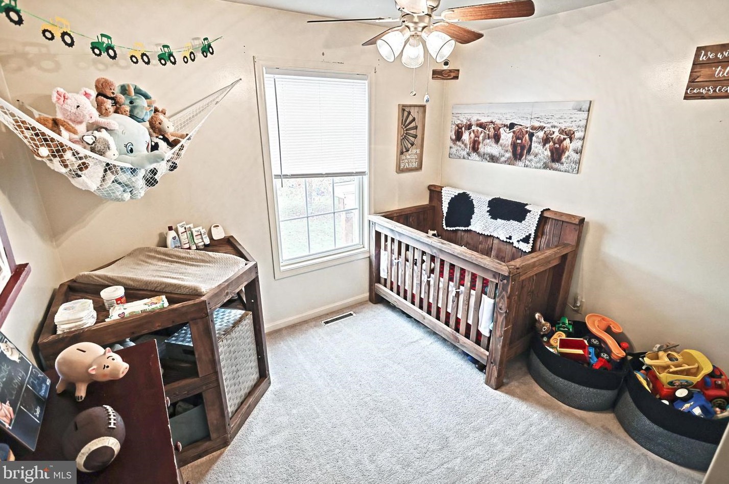 92 Schofield Dr, East Berlin PA  17316-9337 exterior