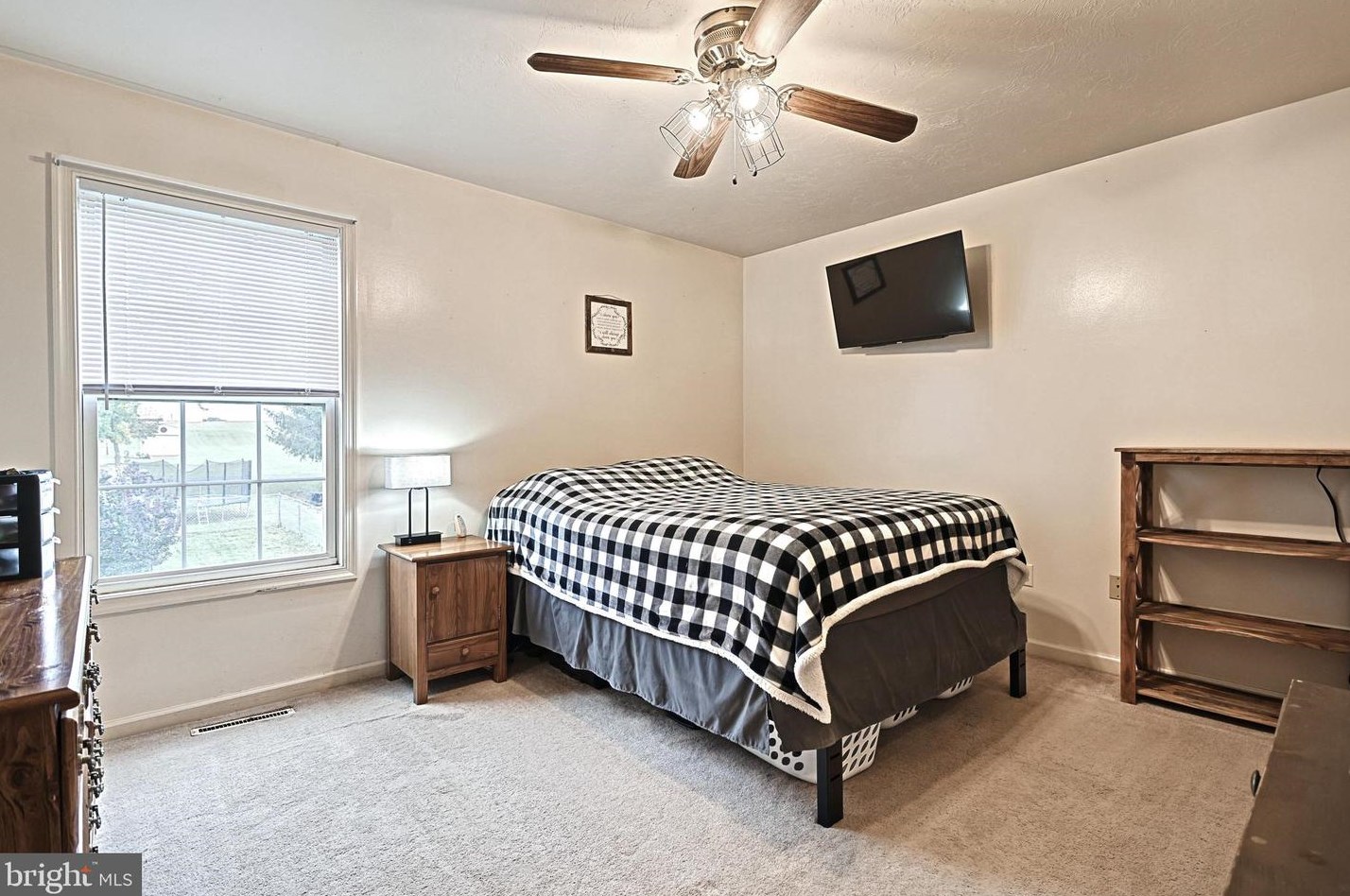 92 Schofield Dr, East Berlin PA  17316-9337 exterior