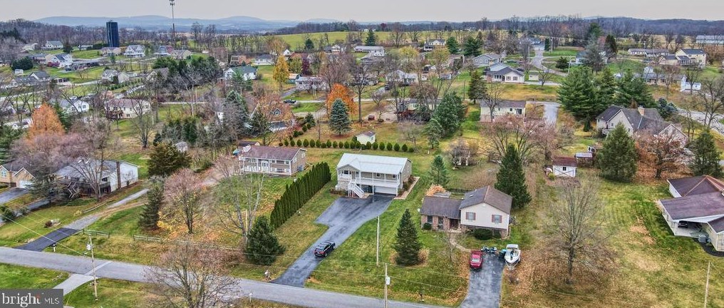 14 Wadsworth Dr, East Berlin PA  17316-9328 exterior