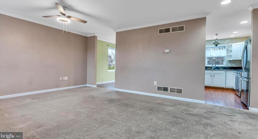 14 Wadsworth Dr, East Berlin PA  17316-9328 exterior