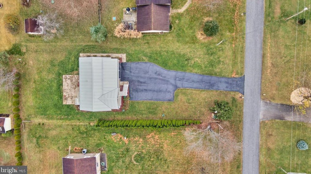 14 Wadsworth Dr, East Berlin PA  17316-9328 exterior