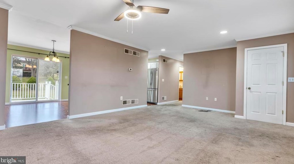 14 Wadsworth Dr, East Berlin PA  17316-9328 exterior