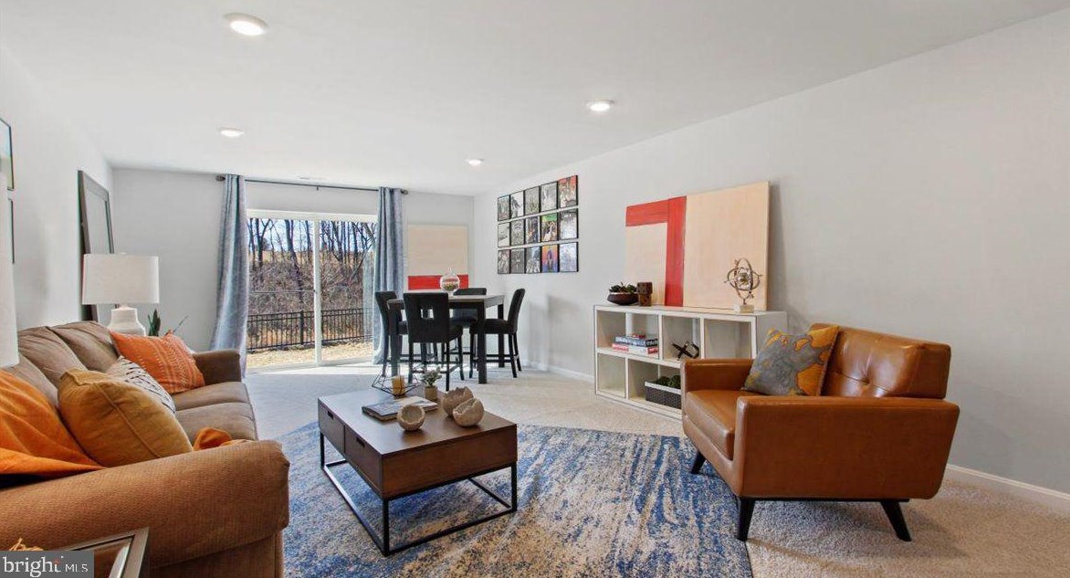 71 Garrison Falls Dr, Gettysburg PA  17325-2014 exterior