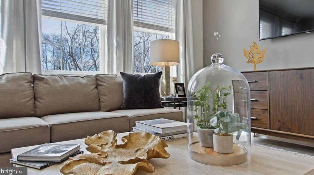 71 Garrison Falls Dr, Gettysburg PA  17325-2014 exterior