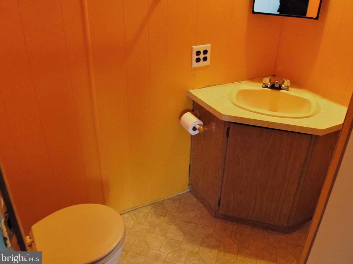 66 Perrin Ave, Gettysburg PA  17325-3226 exterior