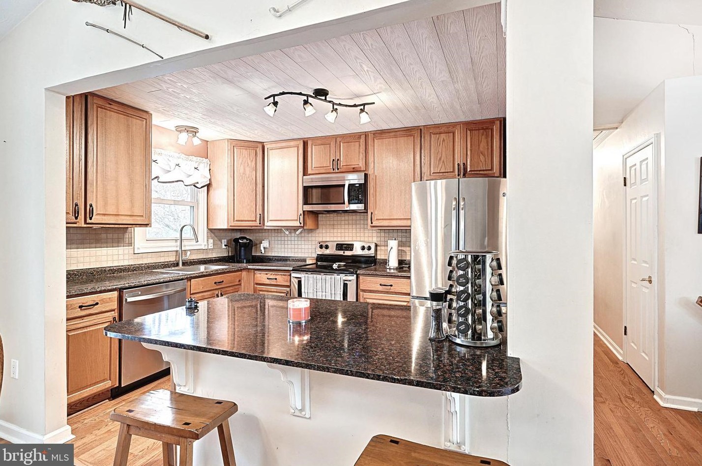 27 Howard Dr, East Berlin PA  17316-9394 exterior