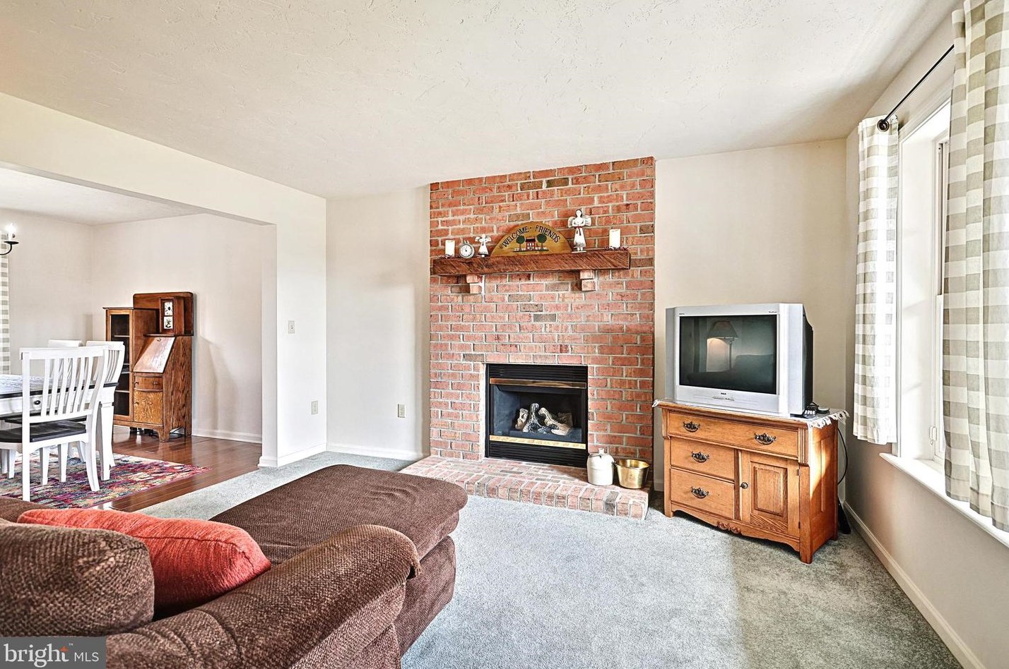90 Highland Ave, Abbottstown PA  17301-9572 exterior