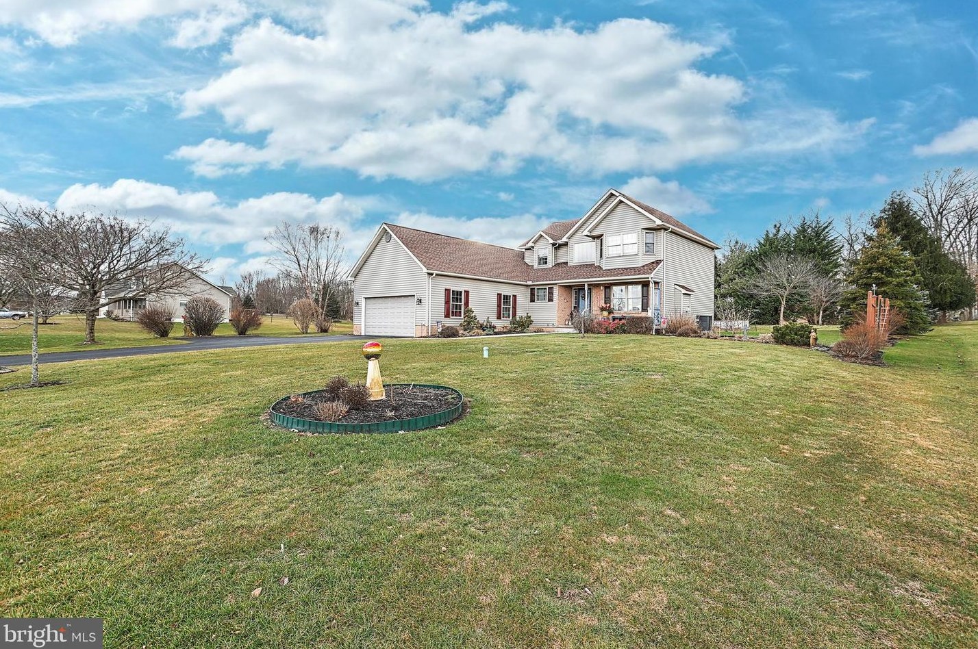 90 Highland Ave, Abbottstown PA  17301-9572 exterior