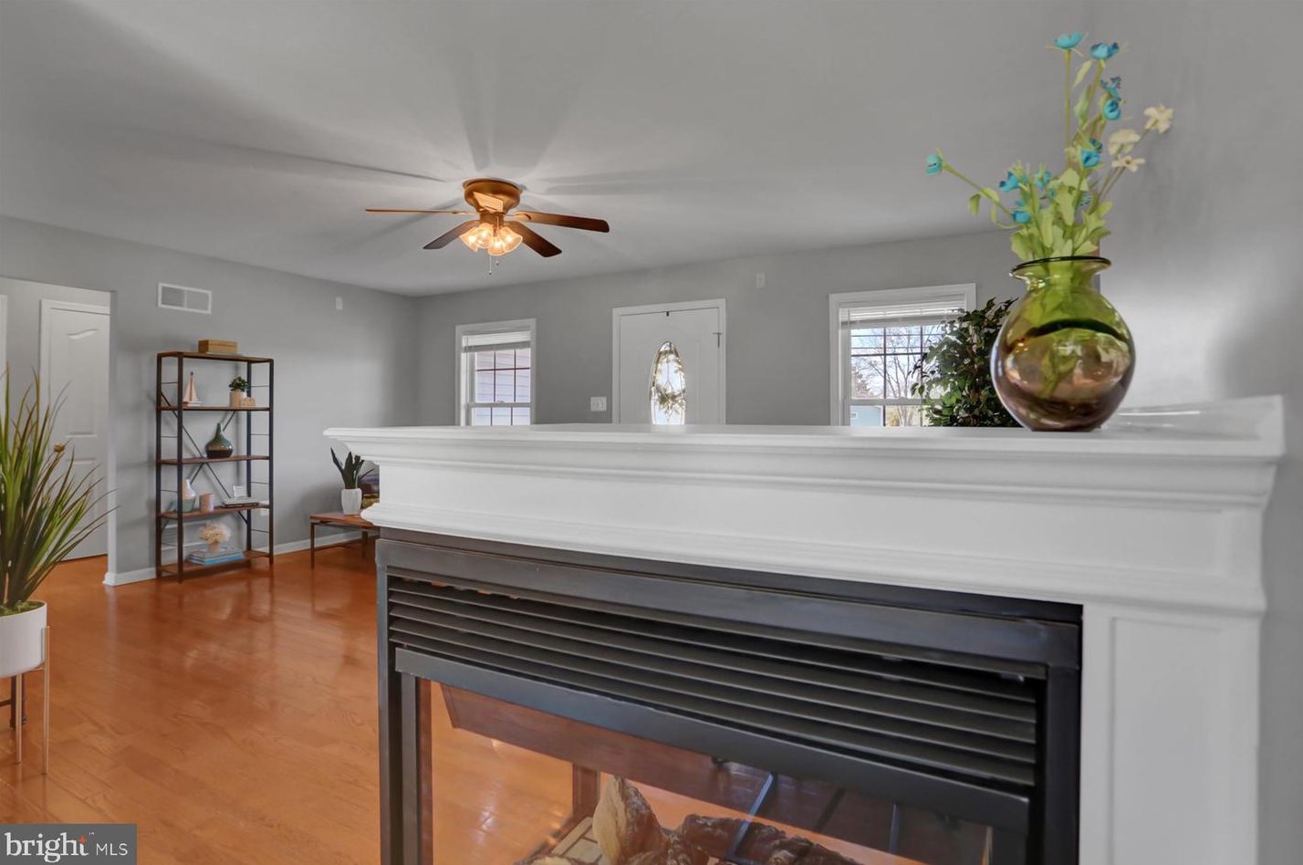 993 Heritage Dr, Gettysburg PA  17325-8973 exterior