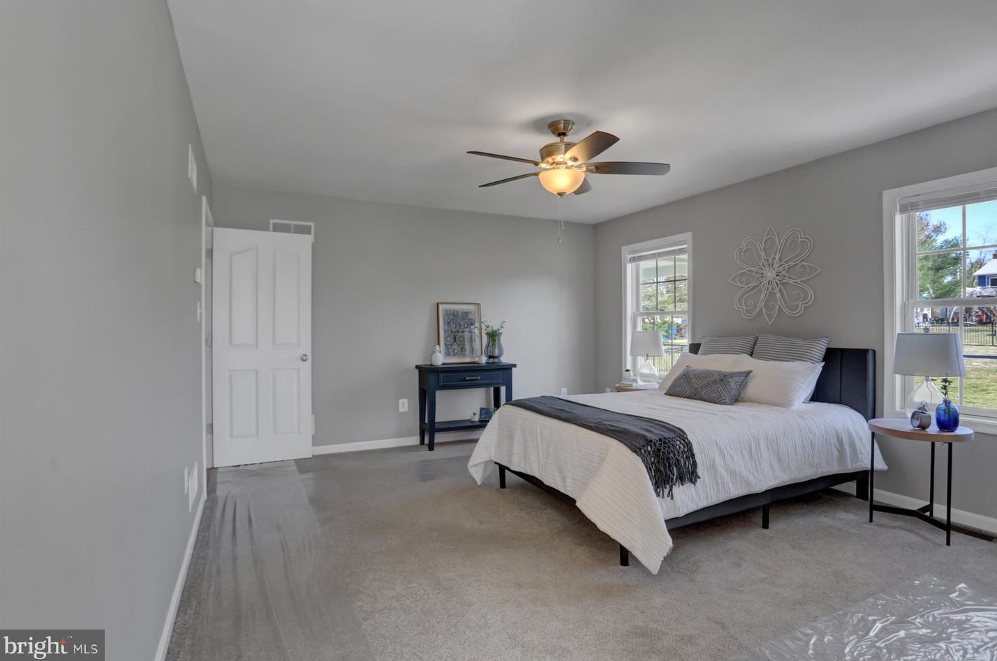 993 Heritage Dr, Gettysburg PA  17325-8973 exterior