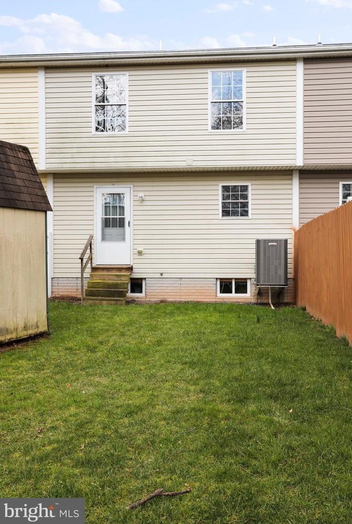 41 Red Bird Ln, Gettysburg PA  17325-7988 exterior