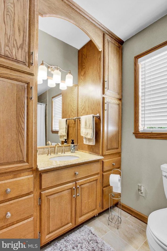 575 Lake Meade Dr, East Berlin PA  17316-9326 exterior
