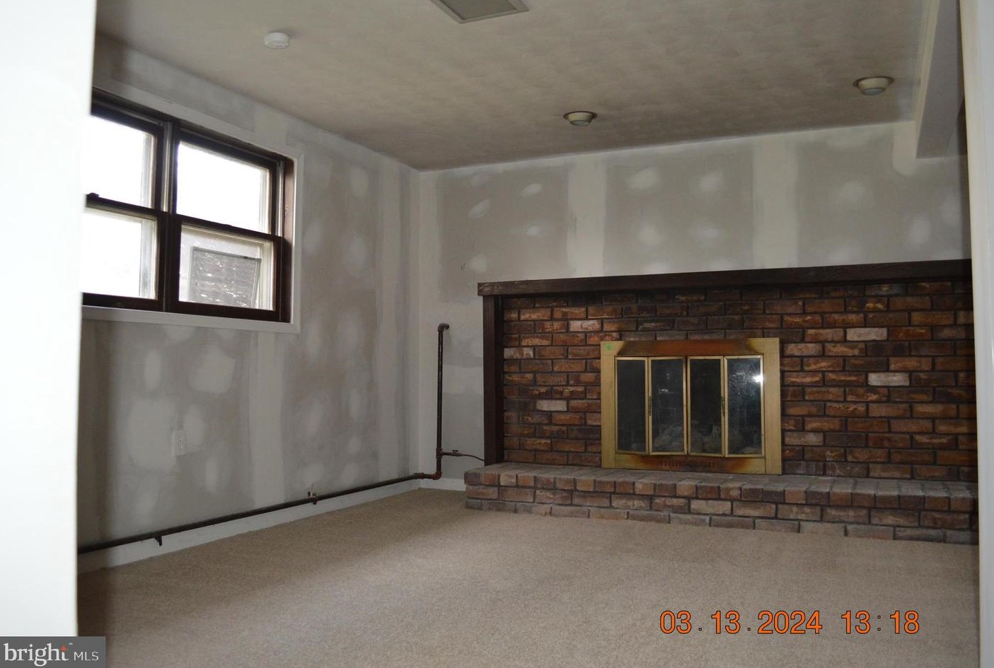 317 Parkway Dr, Littlestown PA 17340-1327 exterior