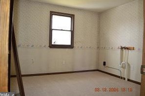 317 Parkway Dr, Littlestown PA 17340-1327 exterior