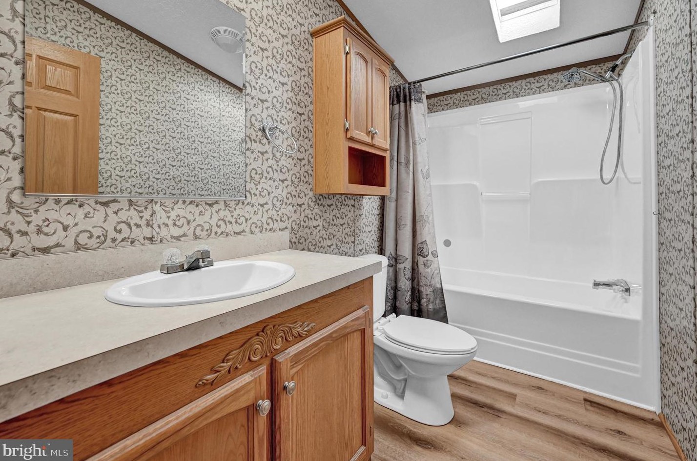 135 Raptor Dr, Hanover PA  17331-8108 exterior