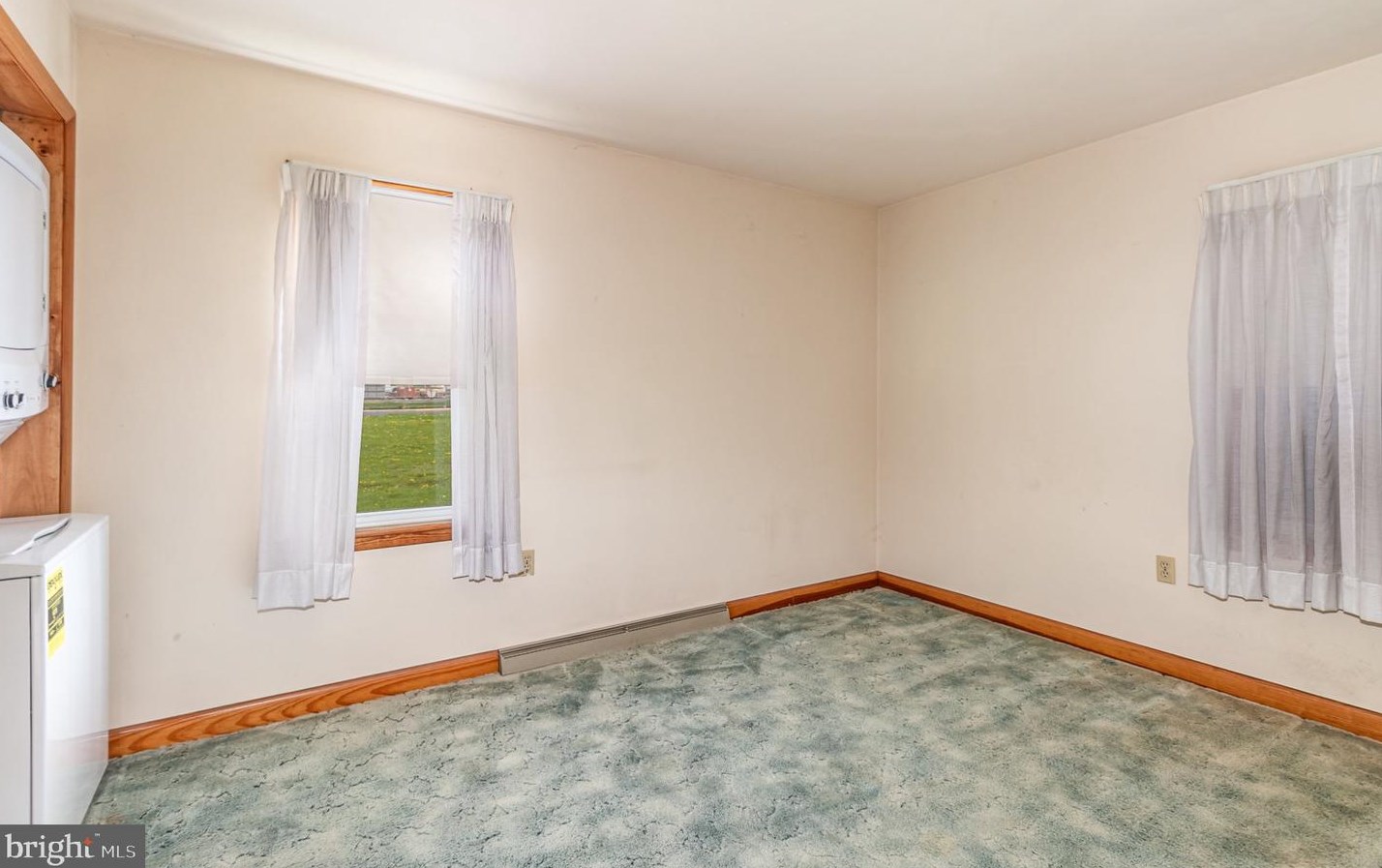 97 Park Ave, Littlestown PA 17340-1328 exterior