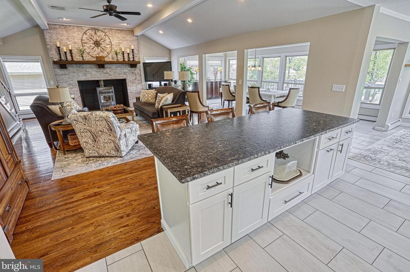 278 Lake Meade Dr, East Berlin PA  17316-9372 exterior