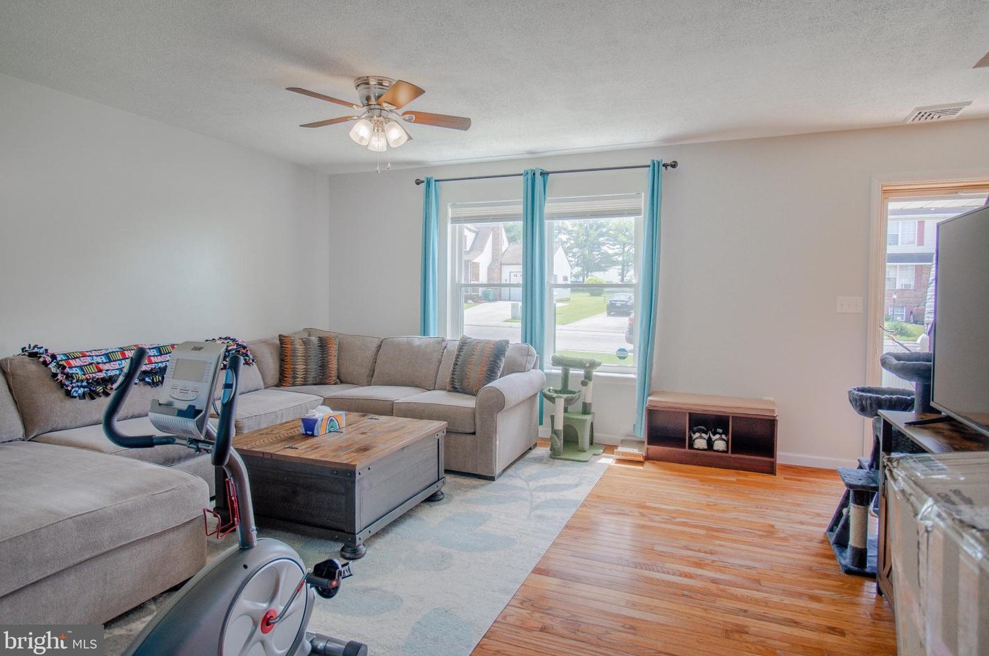 23 Conewago Dr, Hanover PA 17331-8961 exterior