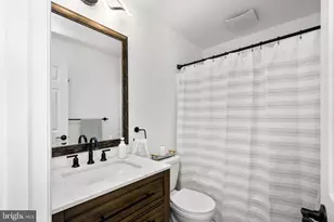 1233 Woodhill Dr, Gibsonia, PA 15044 - Photo 41