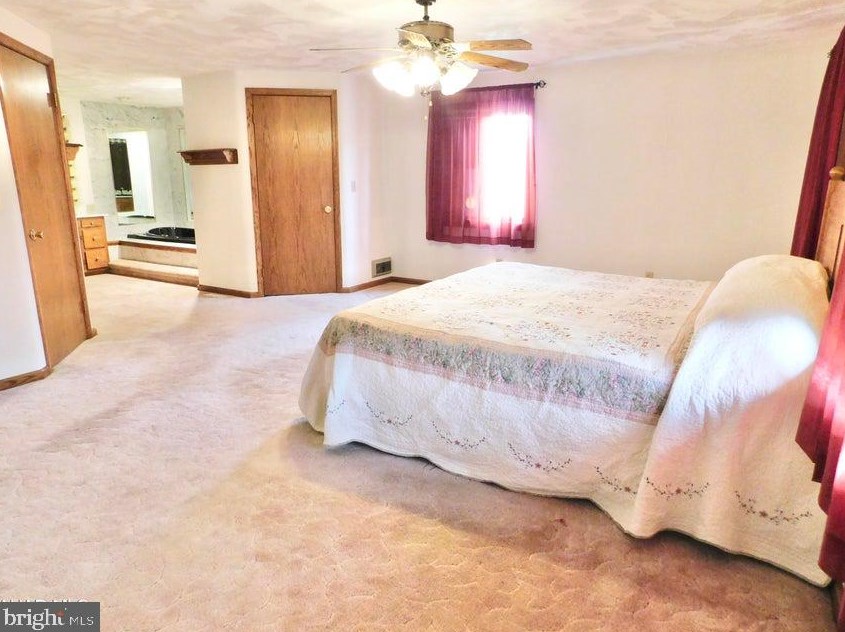 9617 William Penn Rd, Saint Clairsville PA  16667-9366 exterior