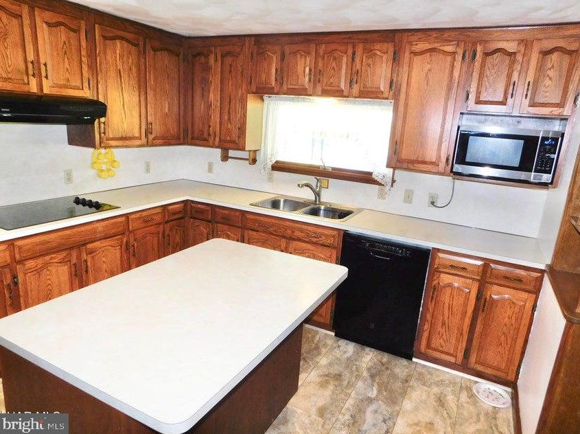 9617 William Penn Rd, Saint Clairsville PA  16667-9366 exterior
