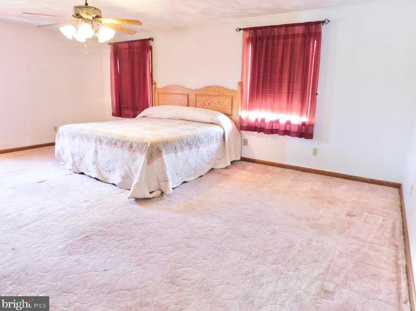 9617 William Penn Rd, Saint Clairsville PA  16667-9366 exterior