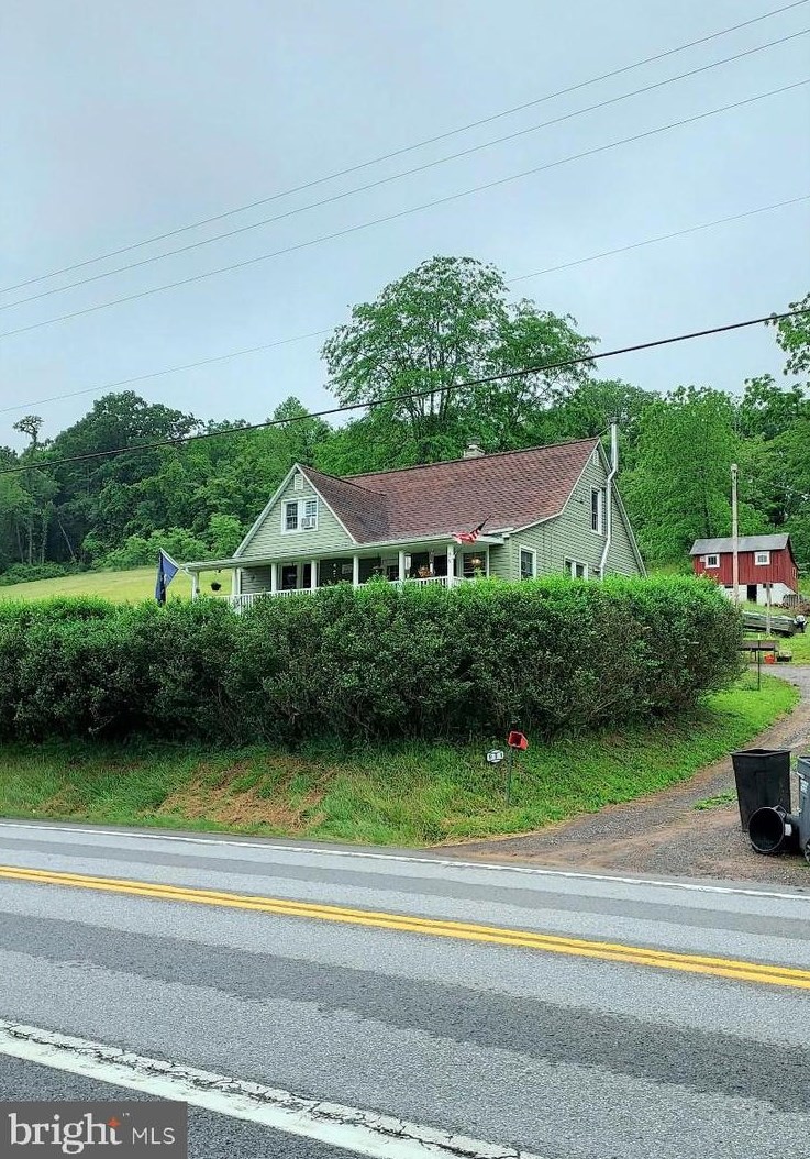 961 Bedford Valley Rd, Bedford PA  15522-5326 exterior