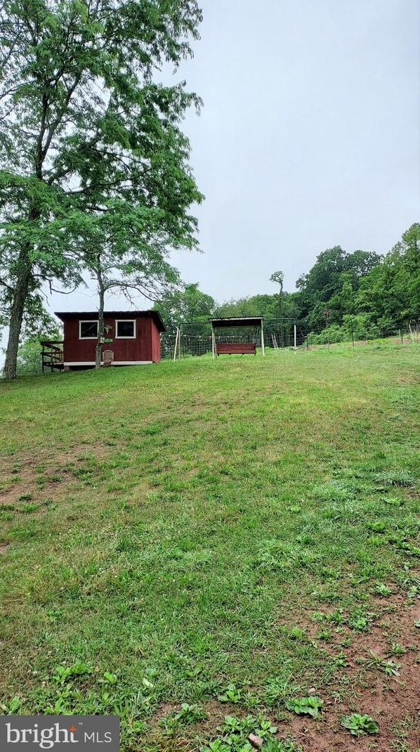 961 Bedford Valley Rd, Bedford PA  15522-5326 exterior