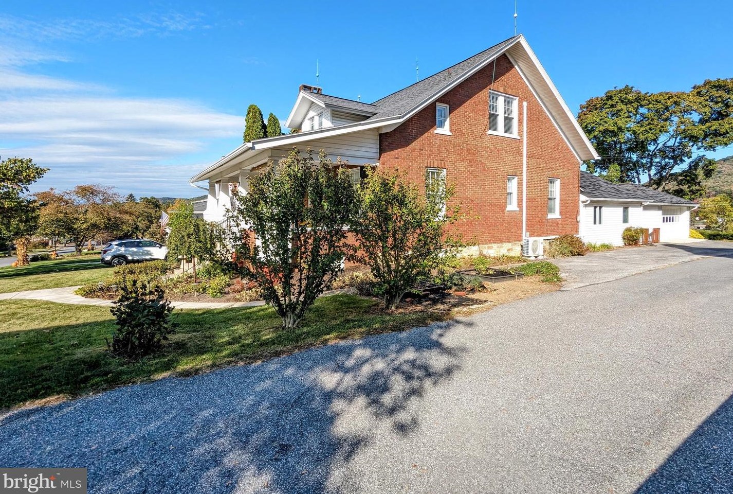 741 Juliana St, Bedford PA  15522-1929 exterior