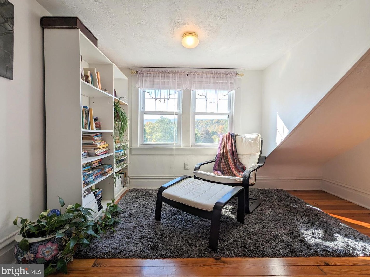 741 Juliana St, Bedford PA  15522-1929 exterior