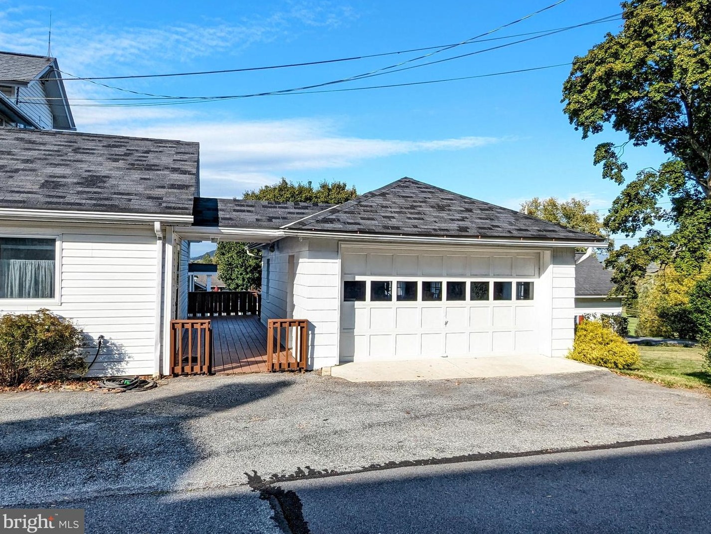 741 Juliana St, Bedford PA  15522-1929 exterior