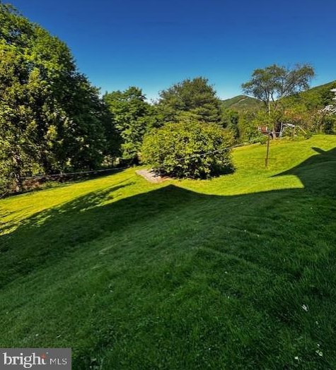 810 Church St, Saxton PA 16678-1211 exterior