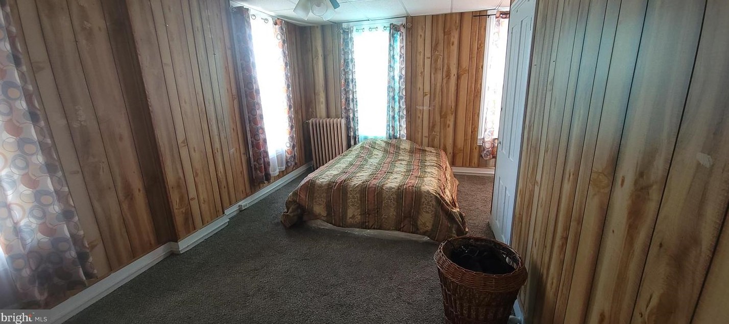 2811 Kutztown Rd, Reading PA 19605-2660 exterior