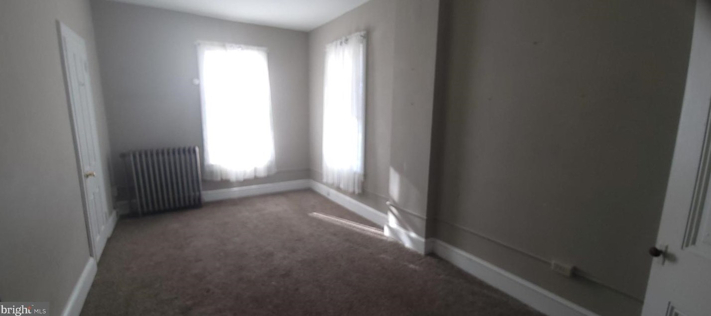 2811 Kutztown Rd, Reading PA 19605-2660 exterior