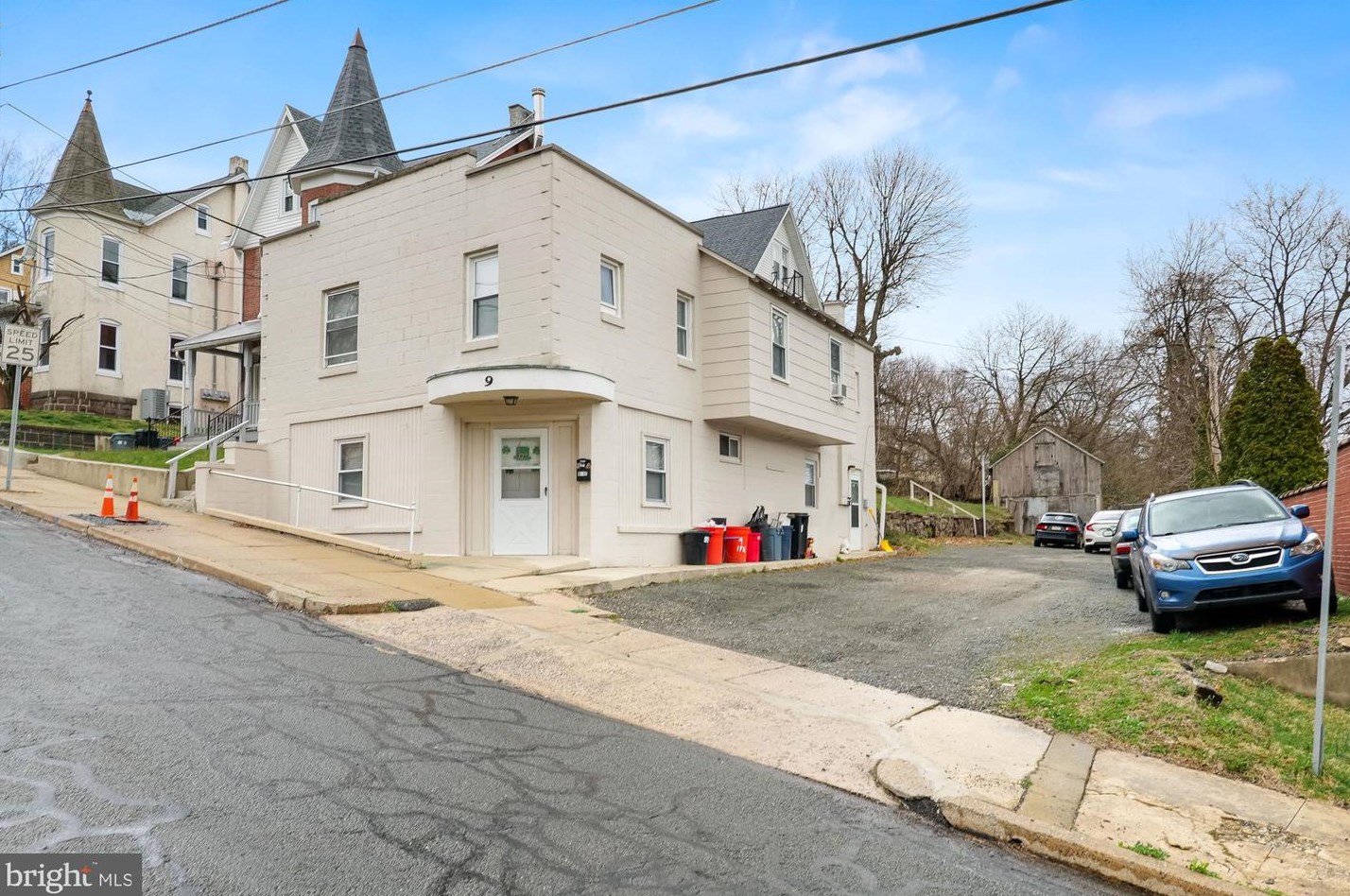 9 Church St, Hummels Store PA 19540-1733 exterior