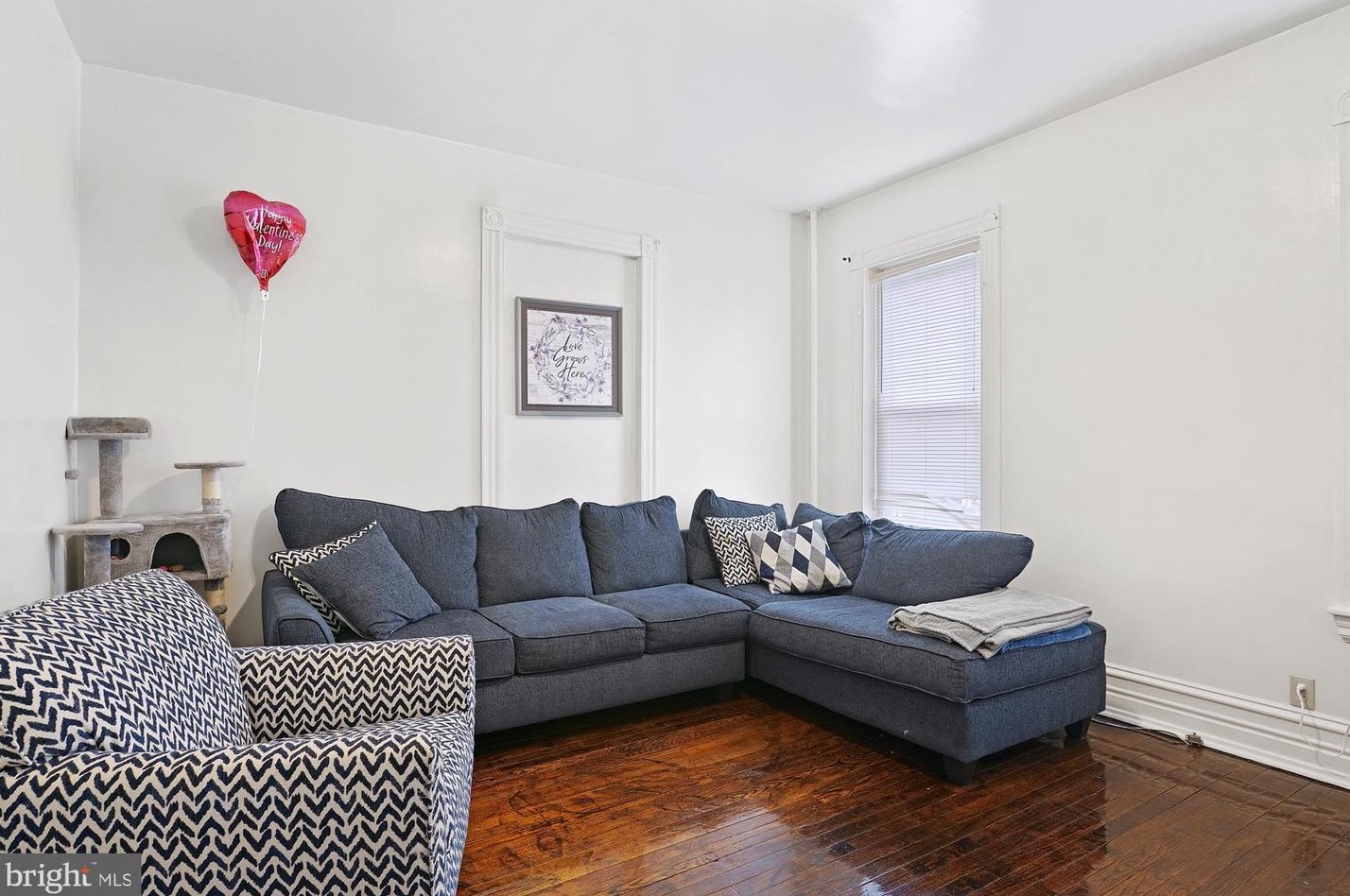 9 Church St, Hummels Store PA 19540-1733 exterior