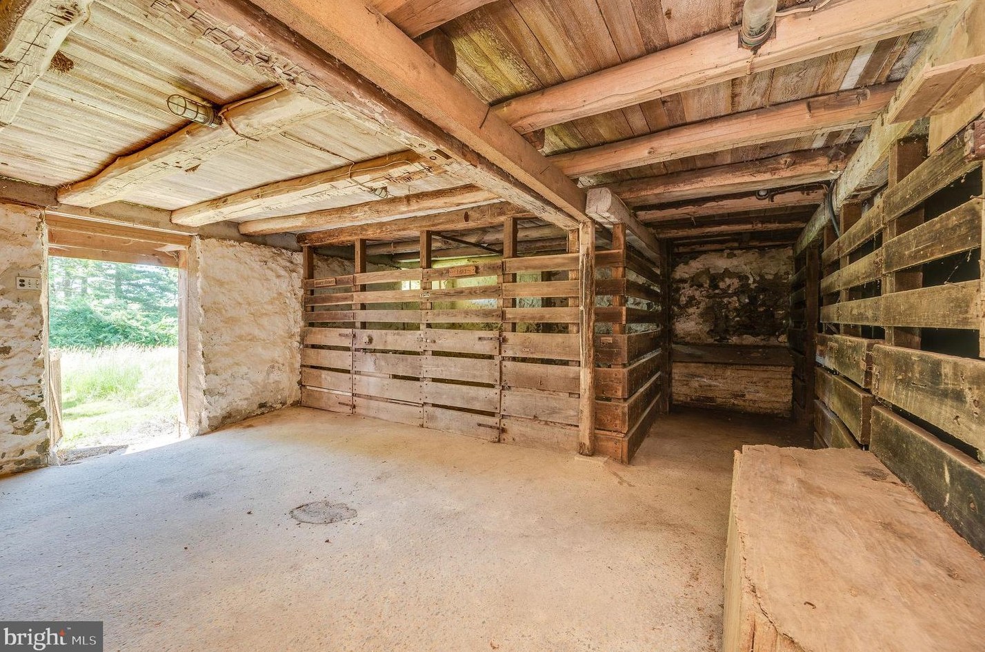 1110 Ritters Rd, Reading PA  19606-9652 exterior