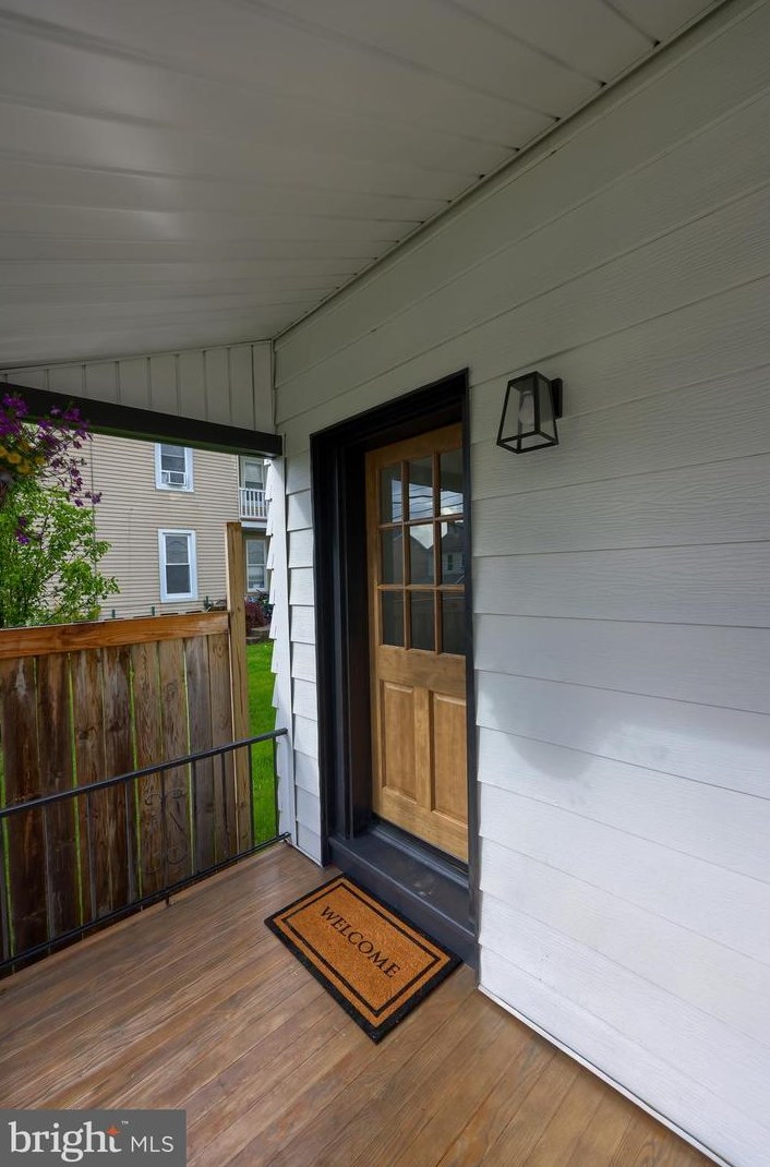 2817 Kutztown Rd, Reading PA  19605-2654 exterior